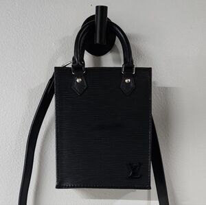 LOUIS VUITTON Epi Leather Petit Sac Plat